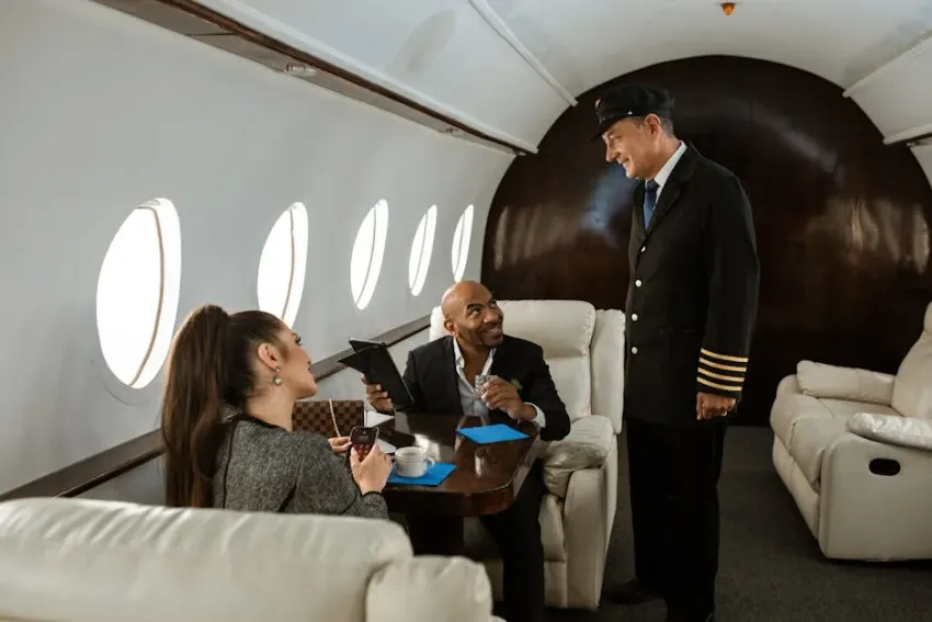Il Piano di Engagement del Viaggiatore d'Affari: Come le Compagnie Aeree Catturano 8,4 Miliardi $ di Ricavi Aziendali