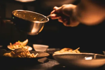 From Empty Mondays to Packed Tables: How Tony's Pizzeria Used Digital Coupons to Fill Off-Peak Hours