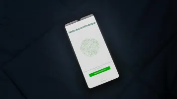 WhatsApp for Banking Customers: Compliance, Open Rates, and Real Results