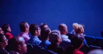 From Congress to Connection: Building Omnichannel Journeys That Convert