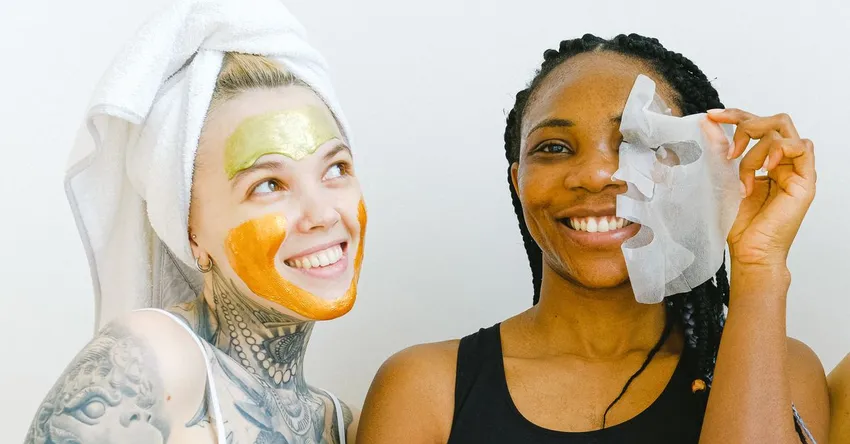 From Product to Relationship: How Skincare Brands Use Connected Packaging to Build Profiles