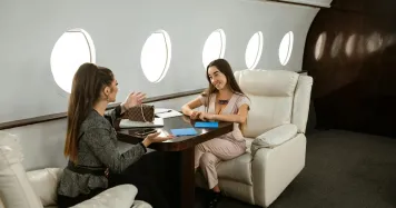 Aviazione Privata e IA: Come Caramel Signature Concierge Gestisce Richieste Charter dell'Ultimo Minuto, Preferenze e Fedeltà